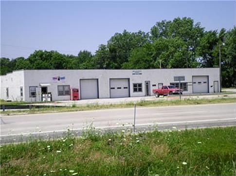 2nd image of 1317 N Osage Blvd