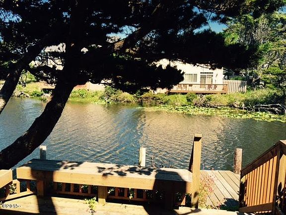 3rd image of 180 SE Highway 101 APT 11