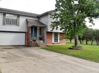 9902 Charter Ridge Dr, Houston, TX 77070