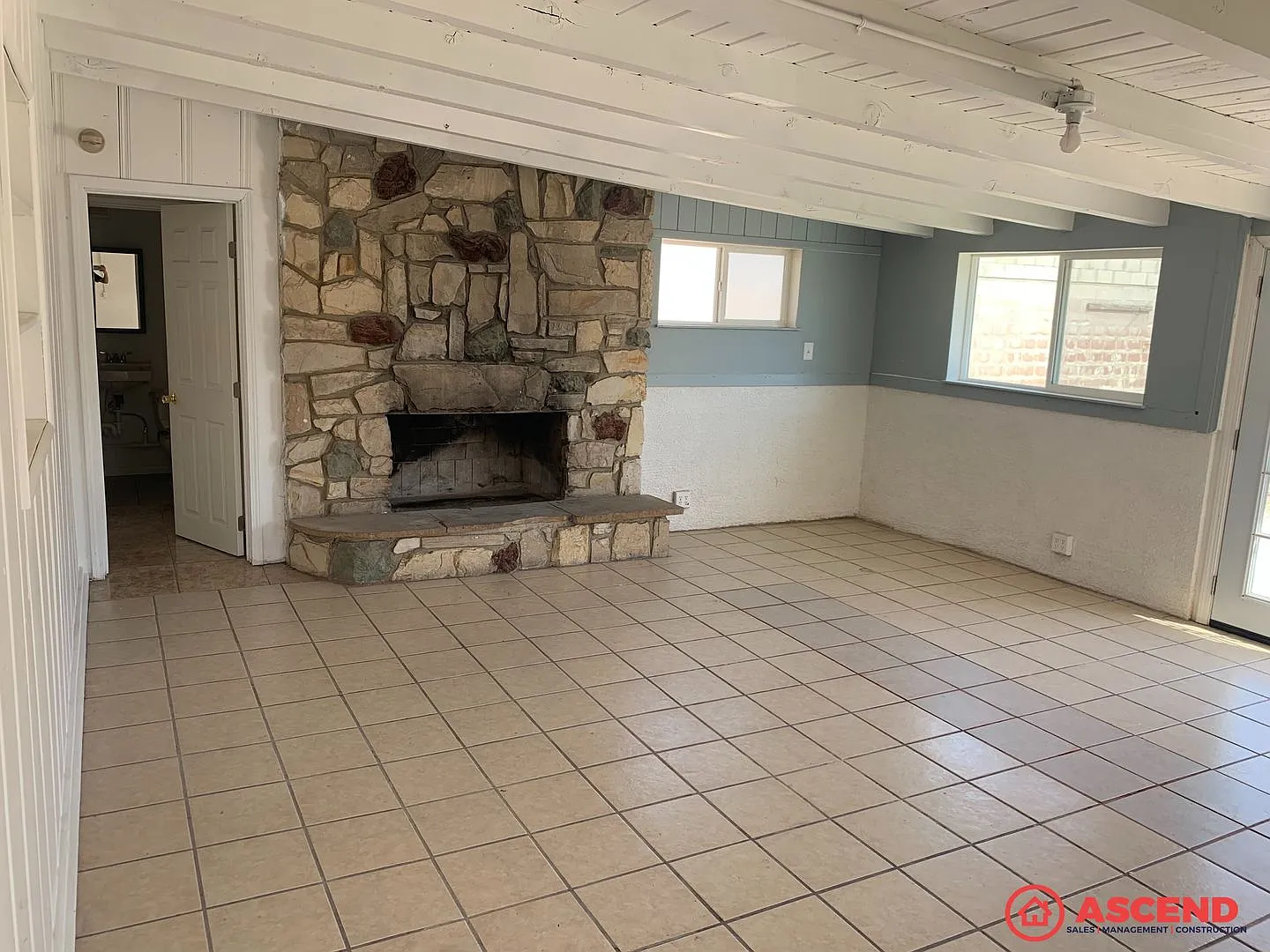 Charming 4-Bed Rental with Bonus Space & Room to Grow — Photo 2