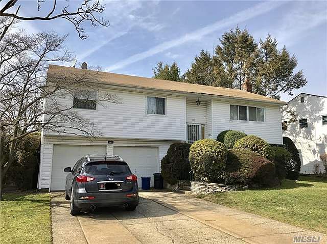 1st image of 1067 Denton Ave