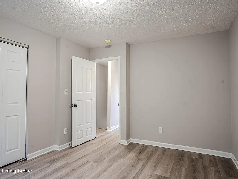 144 Montgomery Ave #144 — Photo 13