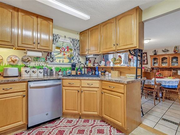 2nd image of 742 Pine Haven Cir