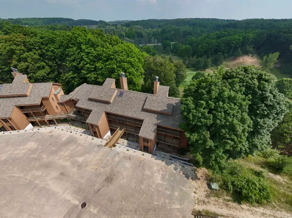 5830 Shanty Creek Rd #789-791, Bellaire, MI 49615