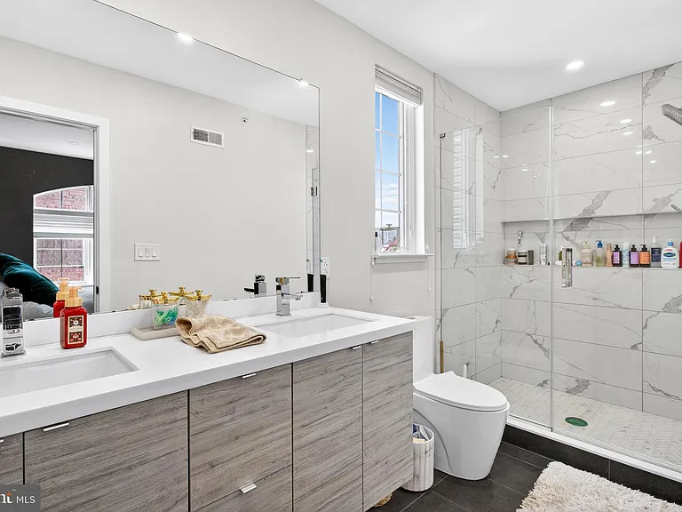2411 Innovator Way — Photo 18
