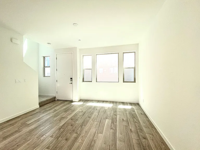 191 Log Pond Ln — Photo 5