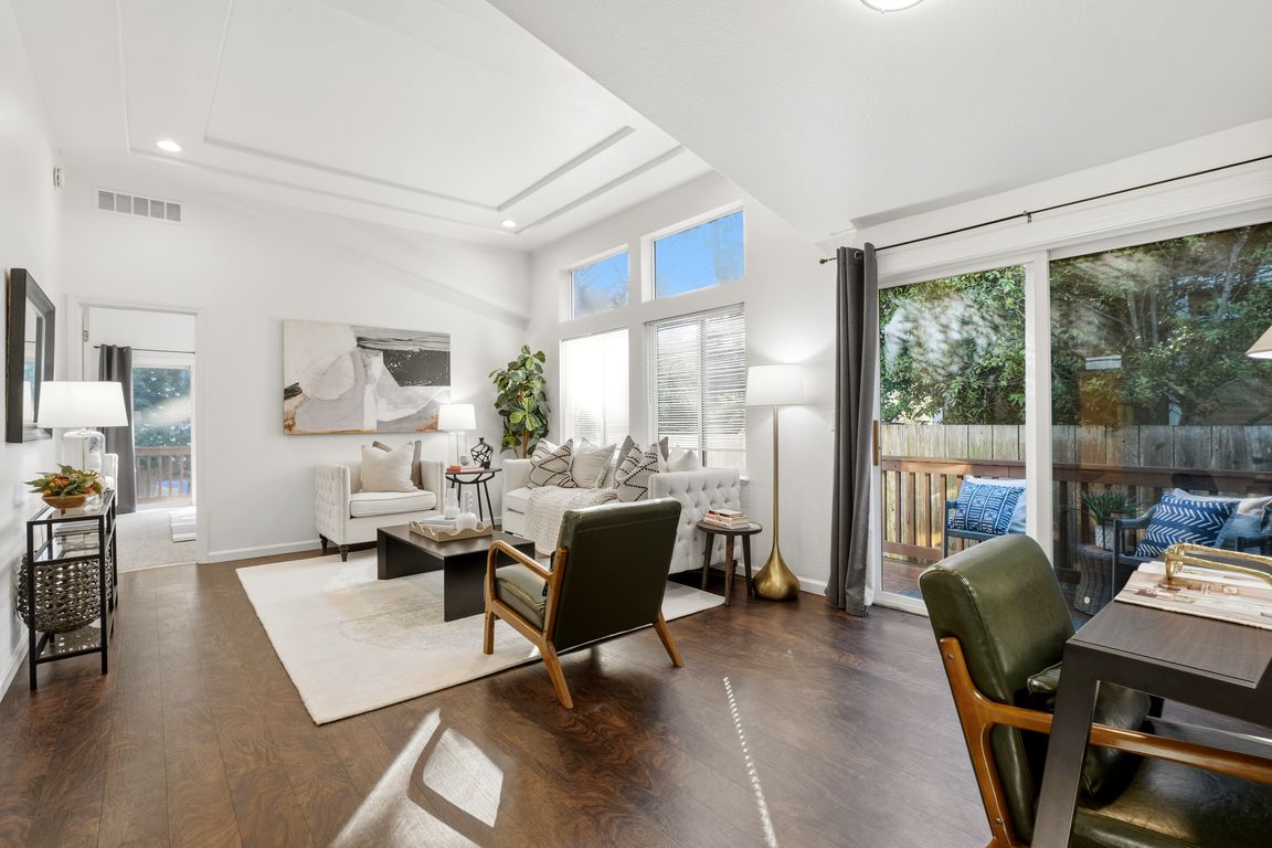 next background image