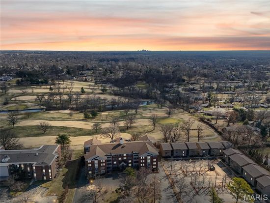 526 Sarah Ln APT 25, Saint Louis, MO 63141