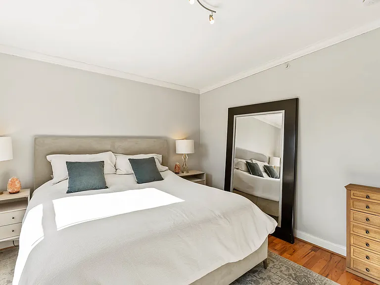 1224 R St NW — Photo 26