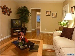 5th image of 4322 Knoxville Ave