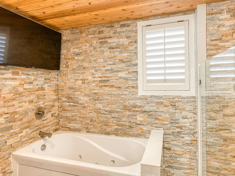 3222 Harbor Dr — Photo 10