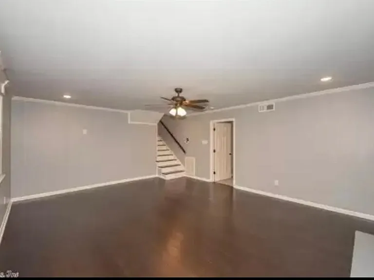 44 Falcon Dr — Photo 3