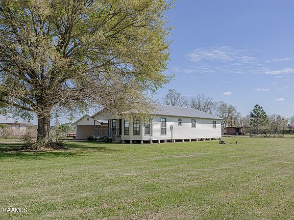 4th image of 198 Estella Ln