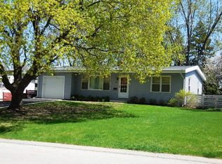 314 S 13th St, St Charles, IL 60174