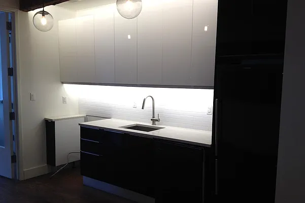 Rented by Corcoran | media 28