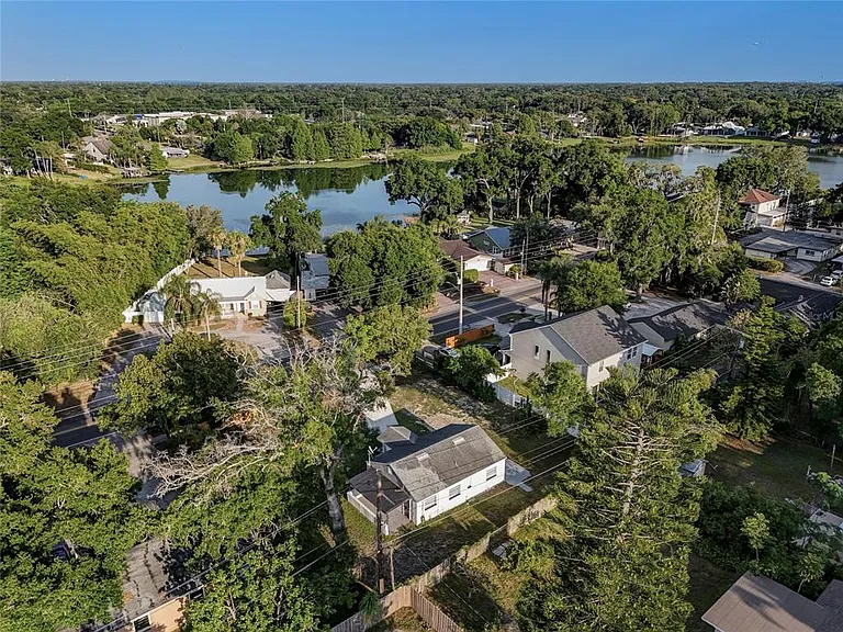 2600 S Crystal Lake Dr — Photo 34