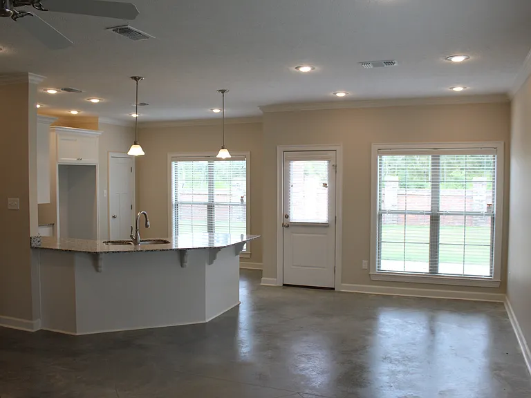 7 Haley Renee Dr — Photo 2