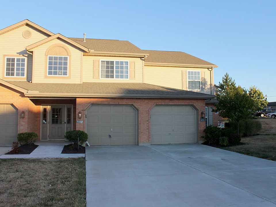 Front of Condominium. Unit is on second floor.