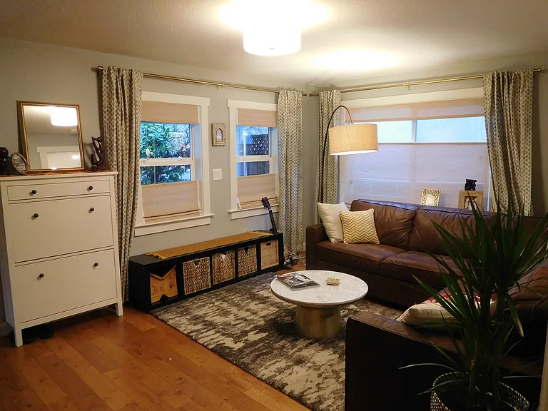 393 W Angela St — Photo 8