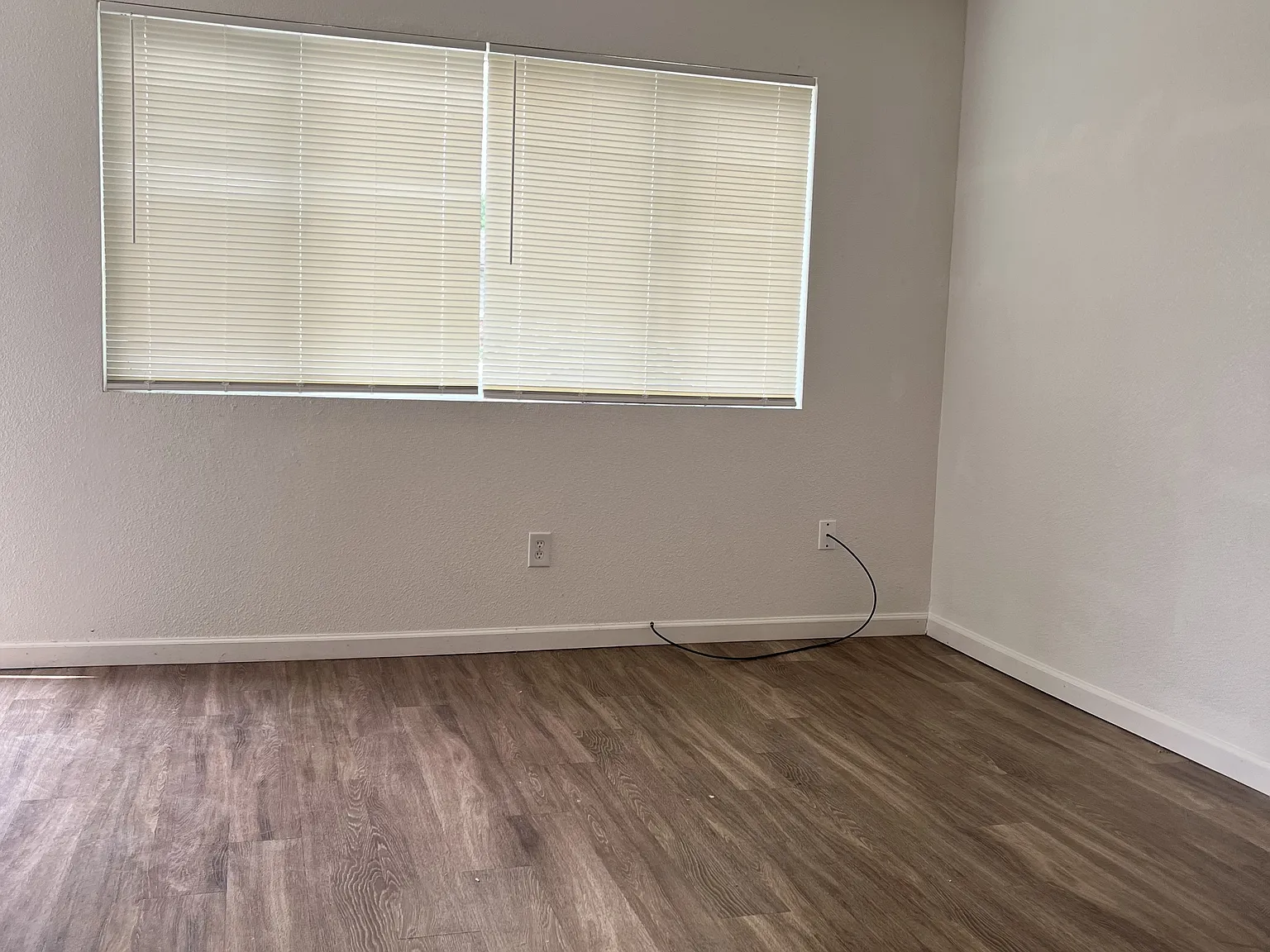 1335 Hobart Drive - 1 — Photo 2