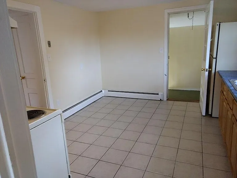 55 Spring St #2 — Photo 8