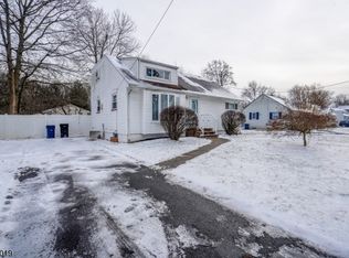 1432 Shirley St, Plainfield, NJ 07062