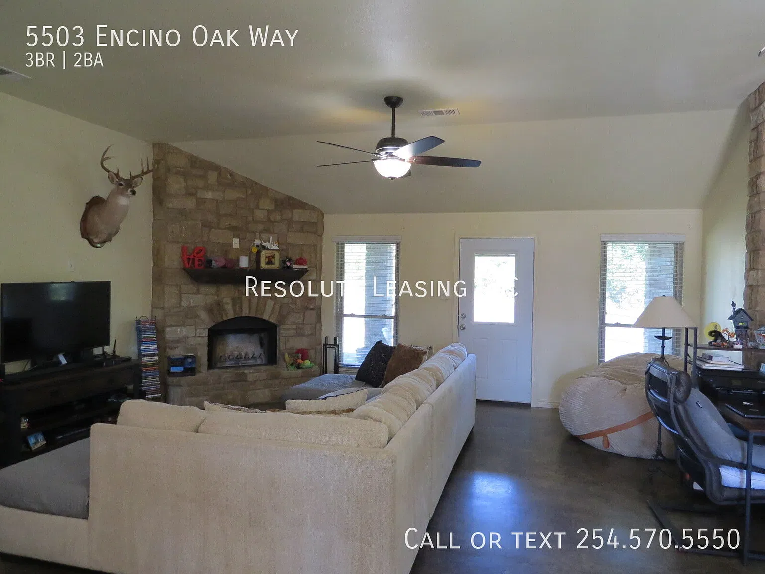 "Charming 3-Bed Oasis with Granite Touches & Cozy Fireplace in Killeen!" — Photo 3