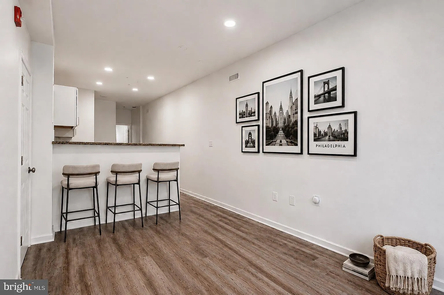 1219 W Butler St — Photo 3