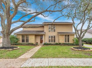 2707 Pecan Ridge Dr, Sugar Land, TX 77479