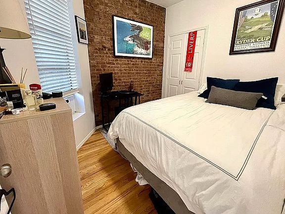 5th image of 152 8th Ave APT 5S
