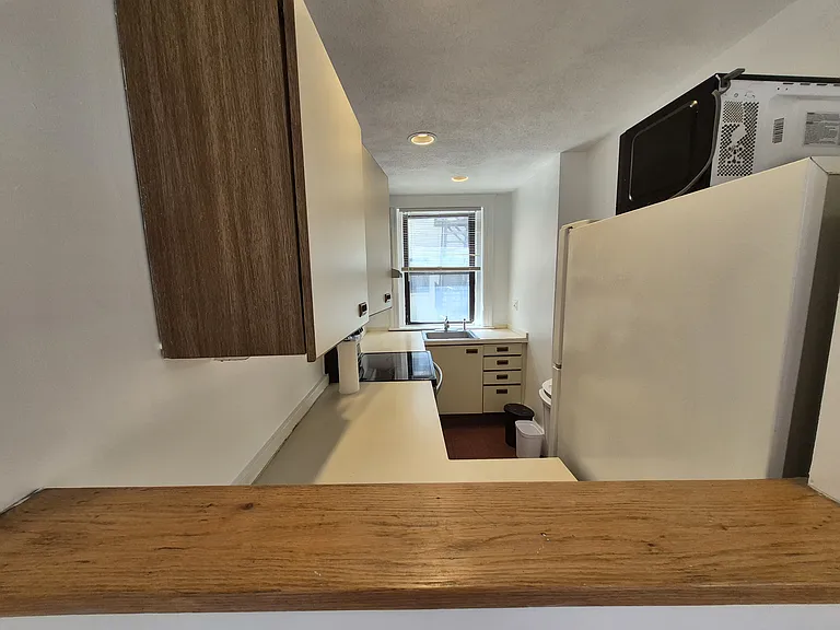 451 Park Dr #2C — Photo 5