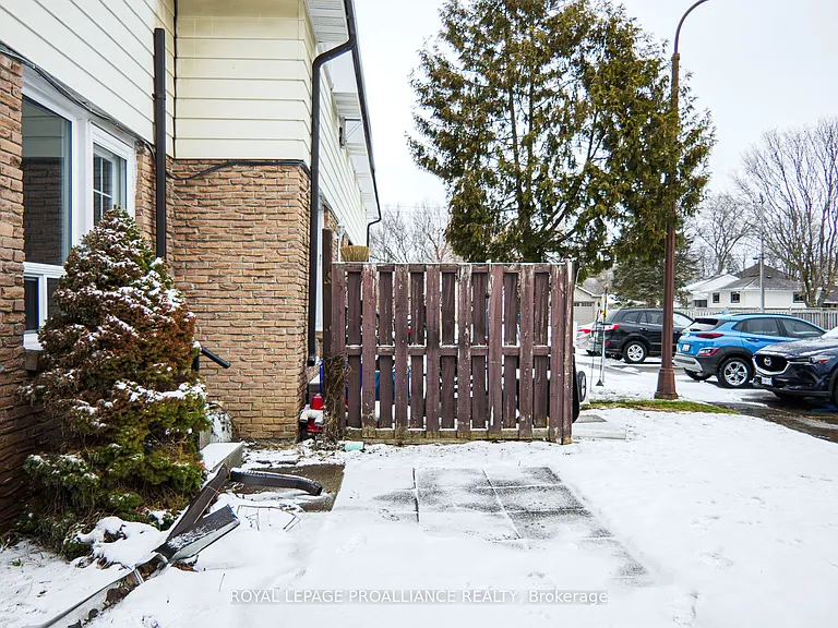 22 Pitt St #19 — Photo 34