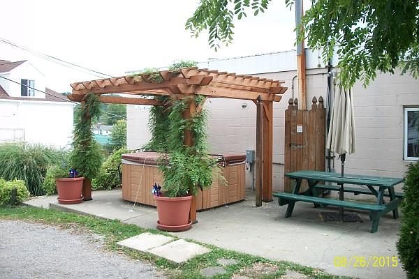 2nd image of 26 W Stimson Ave #1-2