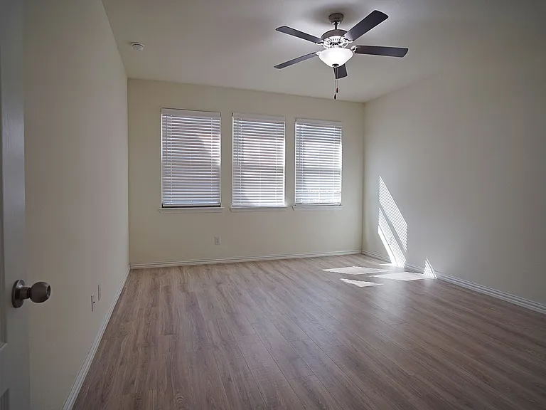 1432 Four Corner Ln — Photo 14