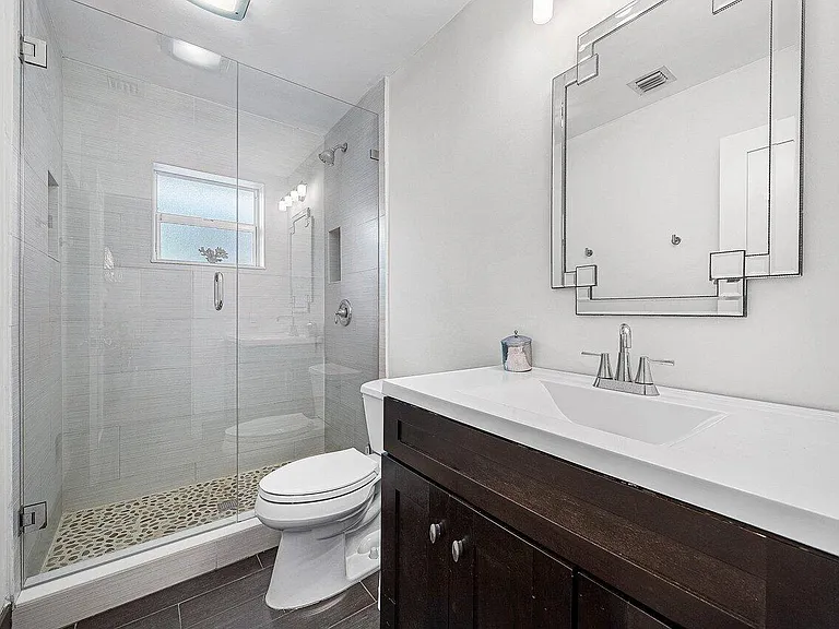 855 Berkeley St — Photo 18