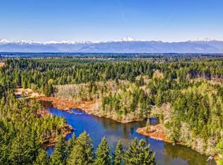 3760 S Mission Rd W, Bremerton, WA 98312