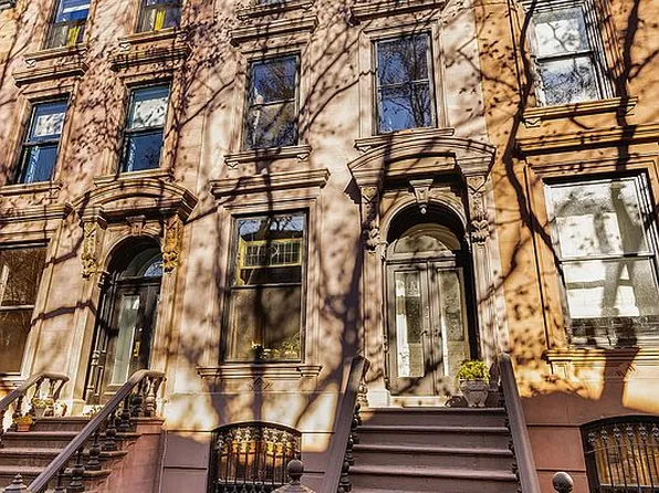 123 Lincoln Pl, Brooklyn, NY 11217
