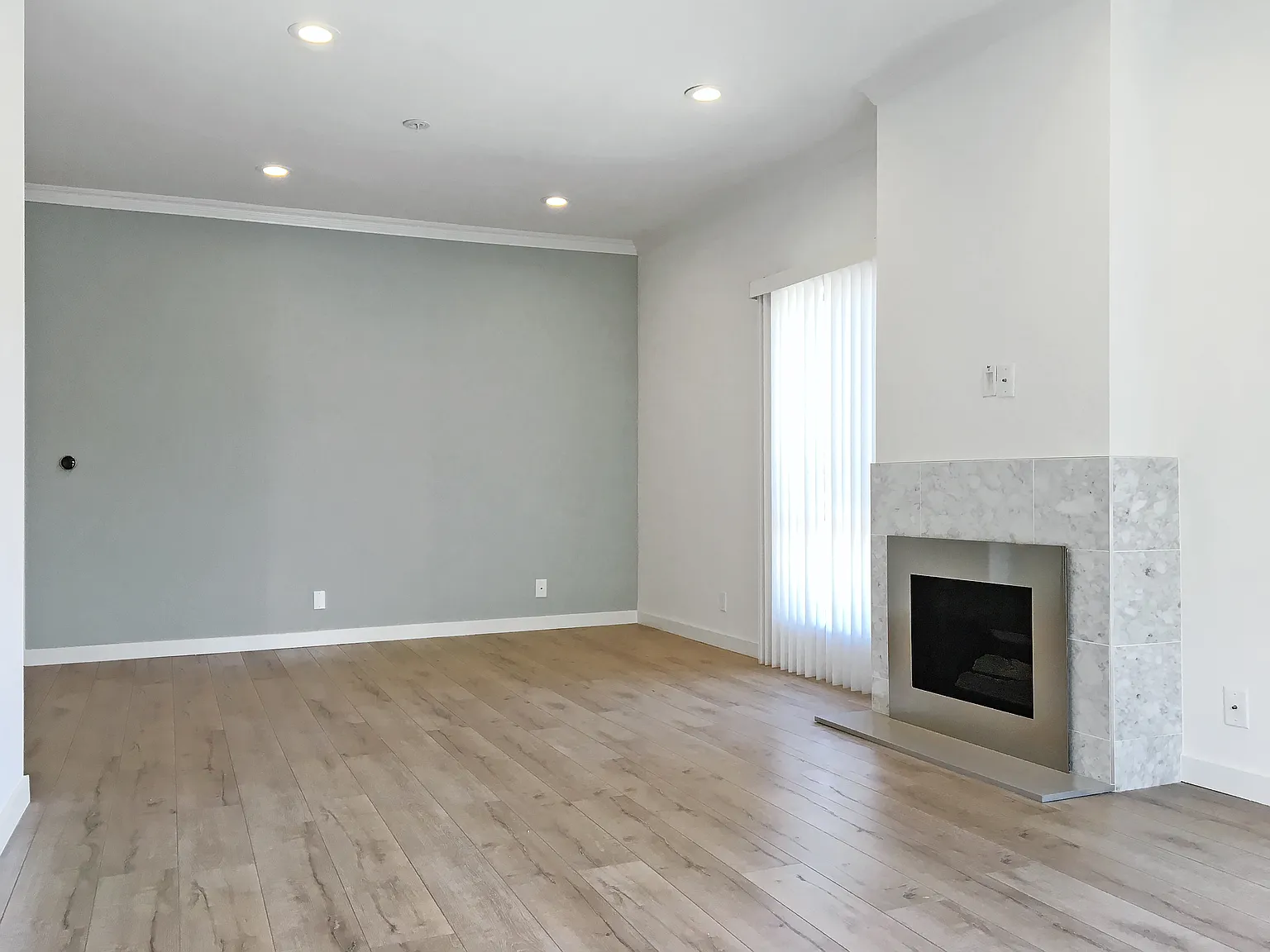 1 bed, 765 sqft, $2,995 — Photo 3