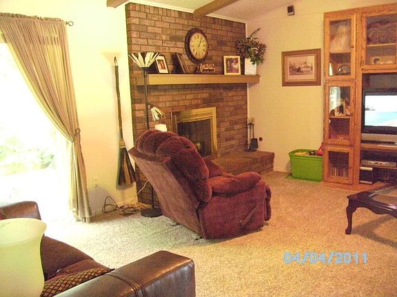 4th image of 106 Azure Hills Dr