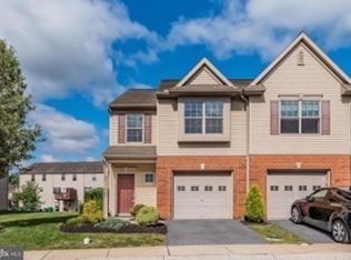 105 Stonecrest Ln, Mechanicsburg, PA 17050