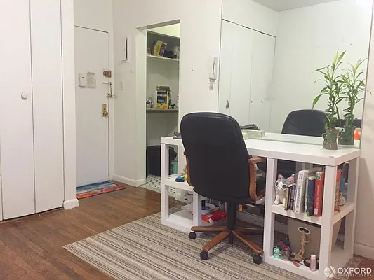 Rented by Oxford Property Group | media 21