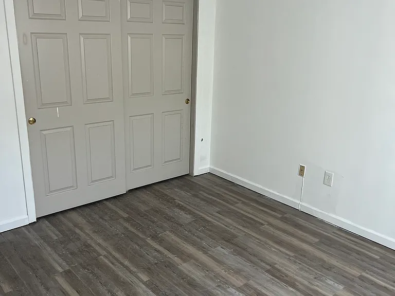 4 Concorde Way #4A3 — Photo 10
