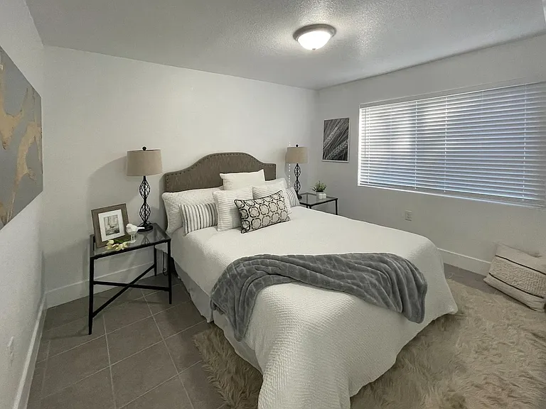 Serenity Lake Apartments — Photo 10