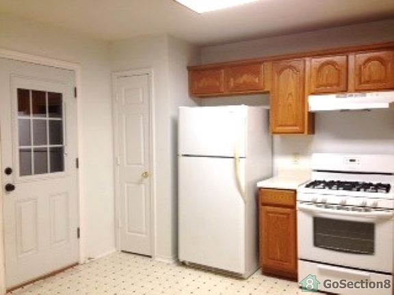2nd image of 2066 Buckley Ln