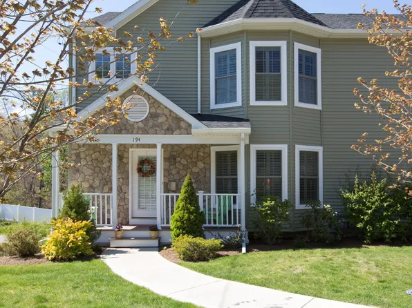 194 E Central St, Natick, MA 01760