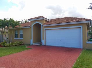 10022 SW 161st Pl, Miami, FL 33196