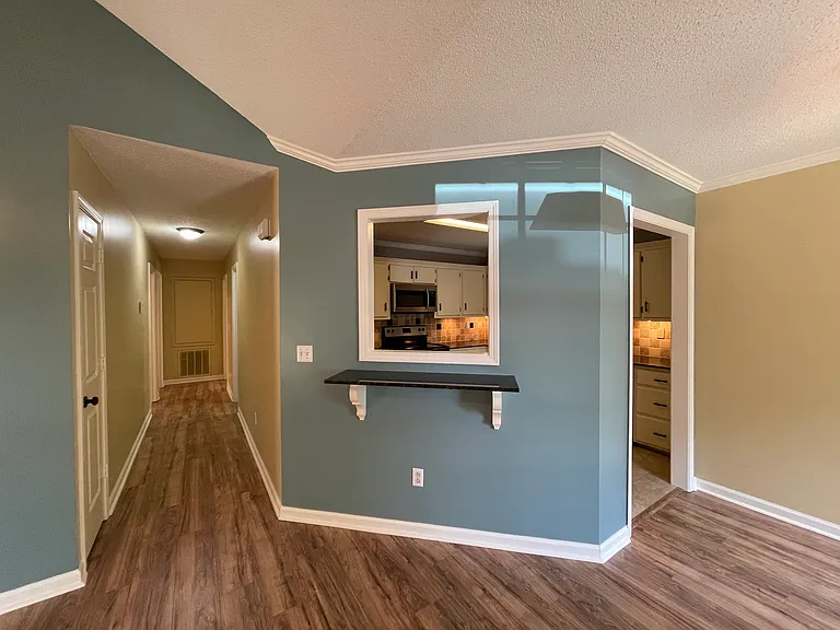 604 Huntington Pl — Photo 9