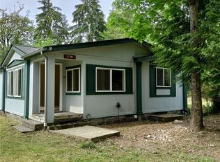 301 E Sherwood Hills Rd S, Allyn, WA 98524