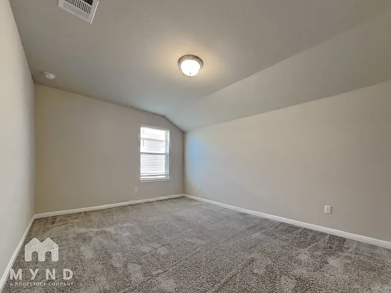 116 Canis St — Photo 16