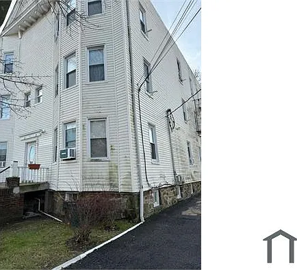 24 Clove Rd #24C — Photo 9
